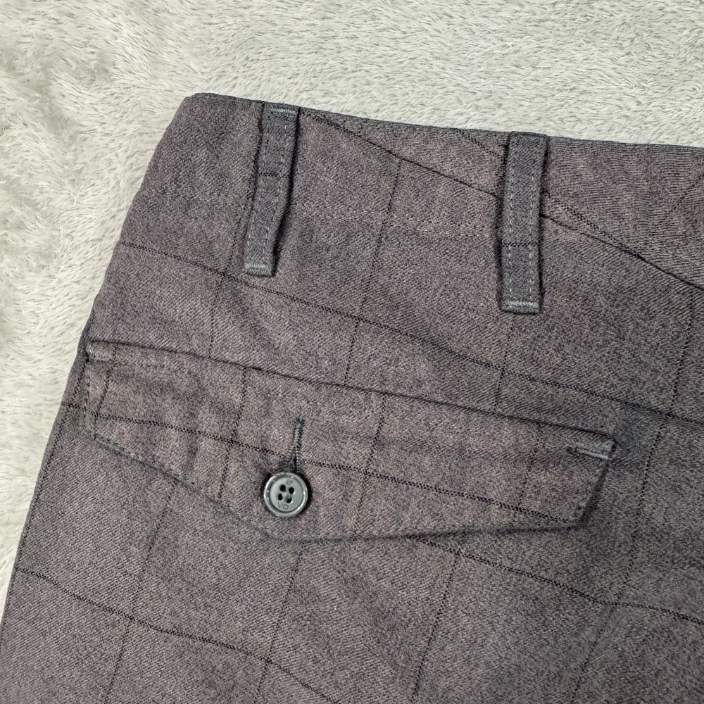 Volcom Shorts Mens 34 Gray Chino Skater Rayon Comfort Check Plaid Casual Bermuda - Picture 9 of 16